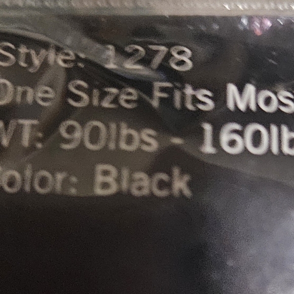 Leg Avenue Black Fishnet Pantyhose with Lace Top - Picture 3 of 3